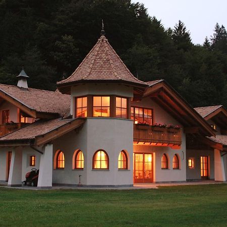 Agritur Cornasest Acomodação com café da manhã Breguzzo Exterior foto