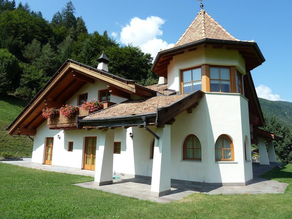 Agritur Cornasest Acomodação com café da manhã Breguzzo Exterior foto